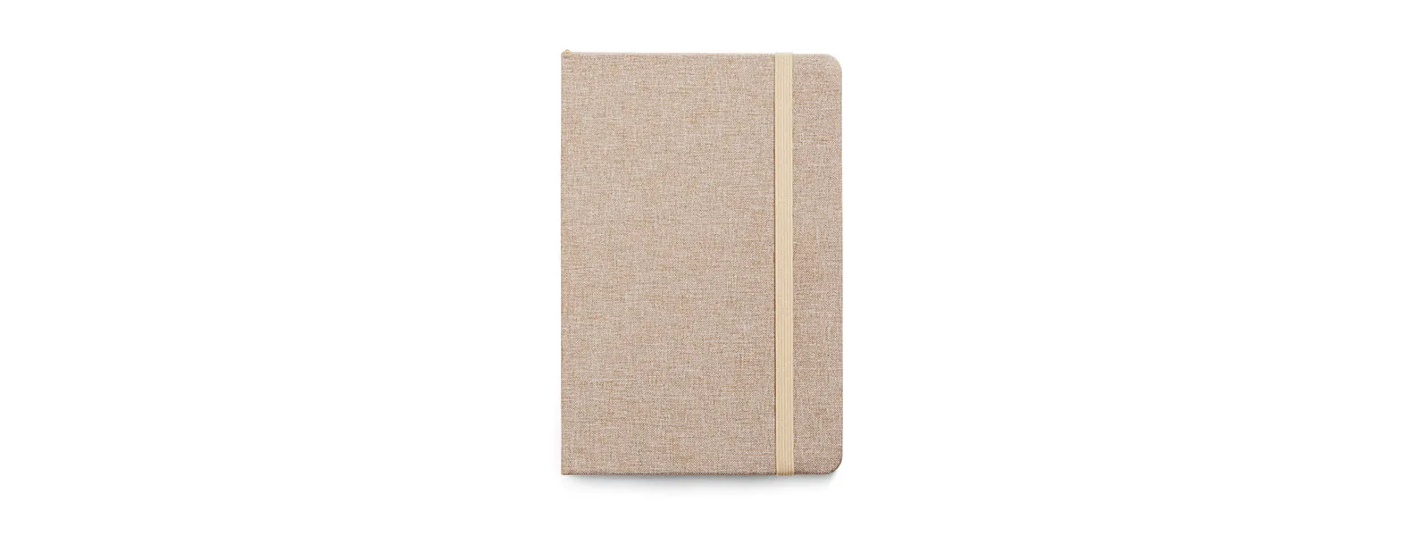 Caderno para anotações com capa dura revestida de Poliéster bege. Conta com 80 folhas pautadas, marca página e elástico para fechamento. Gramatura da folha de 70 g/m2