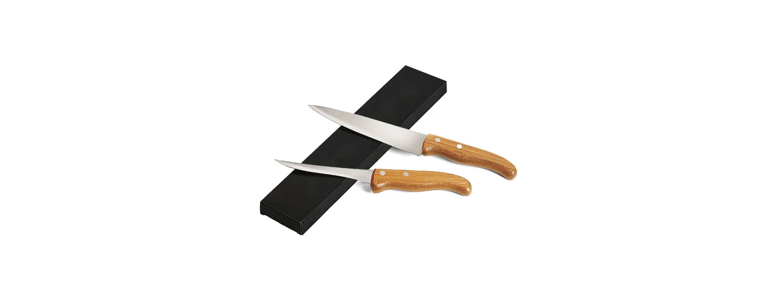Conjunto de Faca em Bambu/Aço Inox; Acompanha faca 7'', faca 5 para desossar em Bambu/Inox e caixa para presente. Como cortesia, fazemos uma gravação na lâmina da faca com os cortes do boi.