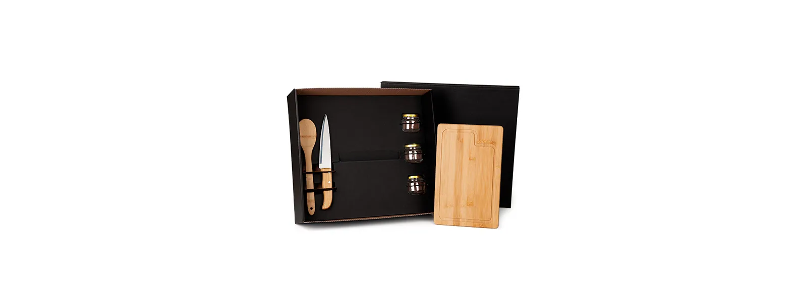Kit para cozinha e tempero. Conjunto composto por uma tábua e colher 30 cm em bambu; Uma faca 7” em aço inox/bambu e 3 potinhos de vidro com tampa.