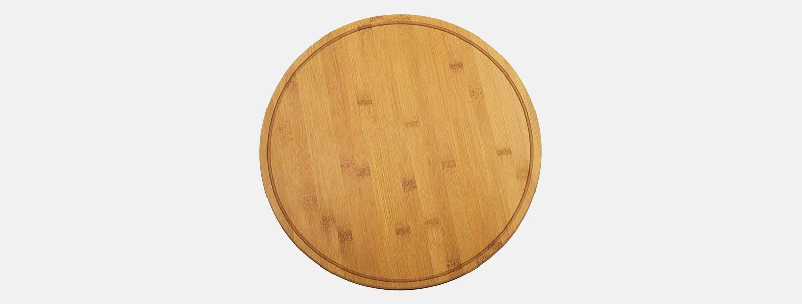 Conjunto para pizza em Bambu/Inox. Acompanha tábua e espátula em bambu; quatro facas de mesa, quatro garfos de mesa e cortador de pizza em Bambu/Inox. Embalagem ideal para presentear.