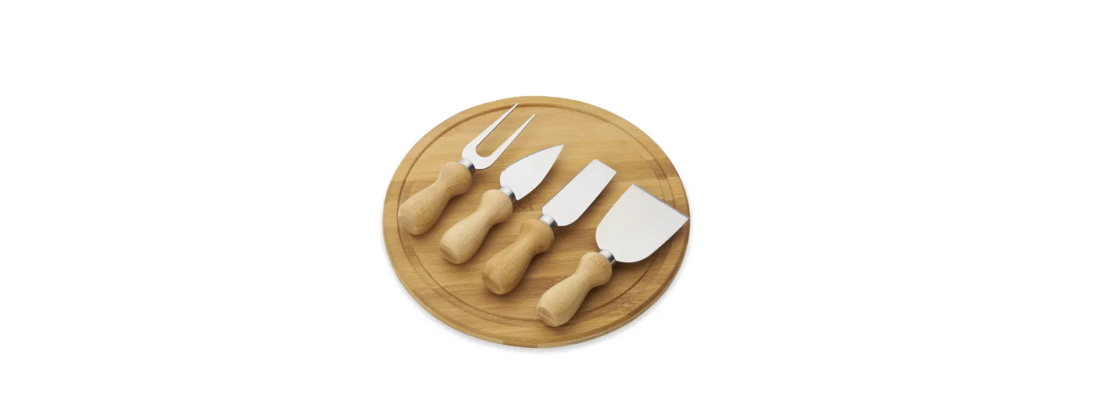 Kit para queijo. Conta com tábua redonda em bambu; duas facas, uma espátula e um garfo para queijos. Tábua confeccionada com tripla camada invertida, para dar maior durabilidade e não deformar com o passar do tempo.