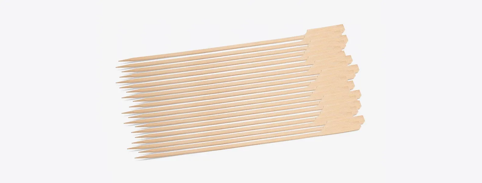 Conjunto composto por 20 espetos para petiscos confeccionados em bambu.