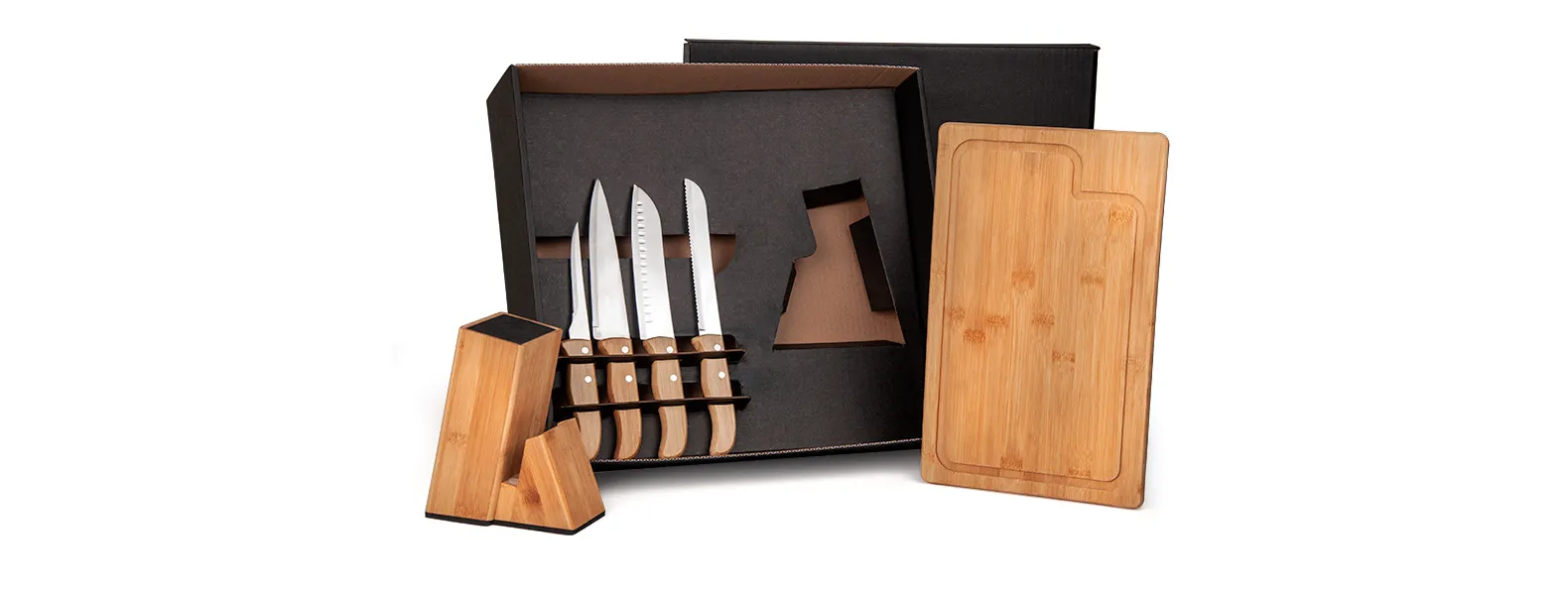 Conjunto para cozinha em bambu/inox; Acompanha tábua e cepo em bambu; Faca 7, faca para pão 7, faca santoku e faca de filetiar 5.