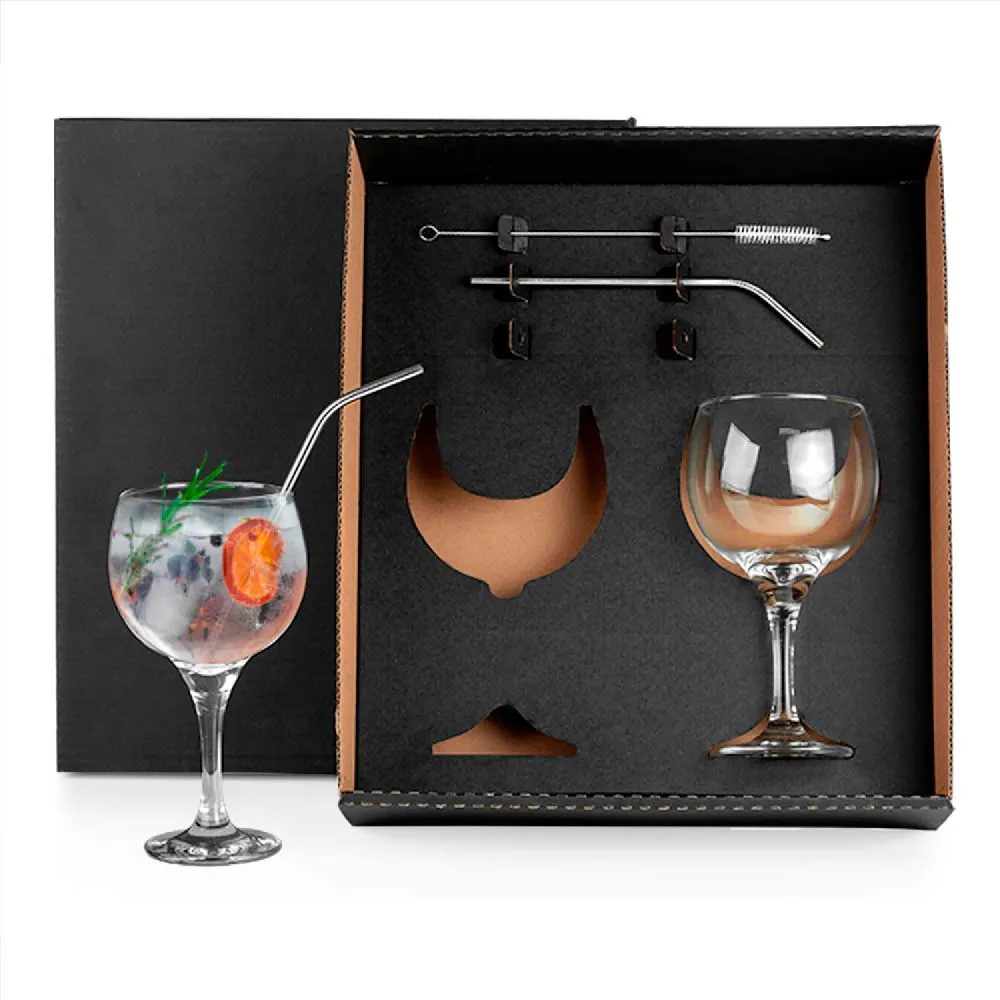 Kit para gin tônica contendo duas taças pra gin em vidro e dois canudos com limpador em Inox.