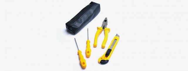 conjunto-de-ferramentas-4-pcs-com-chaves-cabo-amarelo