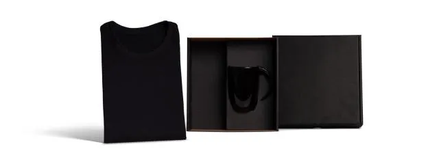 kit-caneca-em-ceramica-preta-e-camiseta-2-pcs