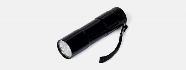 lanterna-led-em-aluminio-preta