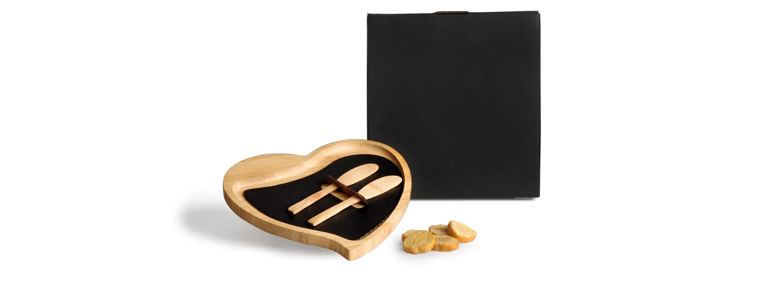 Petisqueira em bambu com formato de coração e duas espátulas de 14 cm.