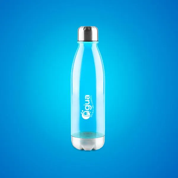 Garrafa em Policarbonato azul Conta com tampa e base em Aço Inox; tampa rosqueável. Capacidade: 750 ml