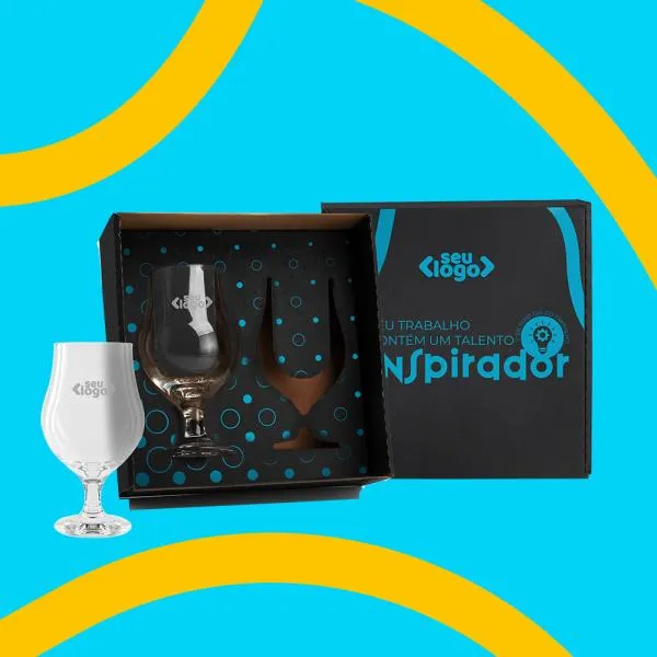 Jogo com 2 Copos de Vidro para Cerveja/Drinks. Capacidade: 400ml cada