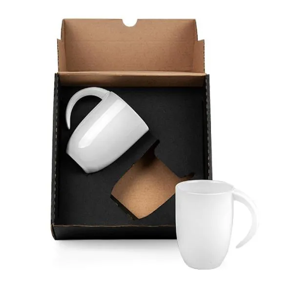 Kit caneca em cerâmica branca. Composto por duas canecas em cerâmica branca com a capacidade de 350 ml.