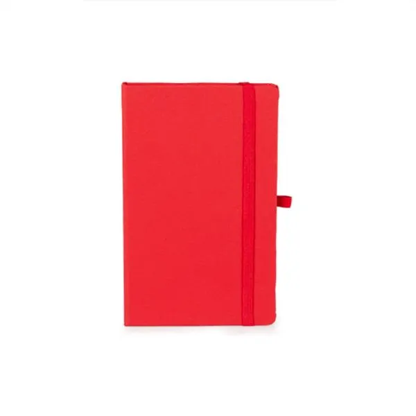 Caderno para anotações vermelho com capa dura. Conta com 80 folhas pautadas, marcador de página, porta caneta e elástico para fechamento. Gramatura da folha de 70 g/m2.