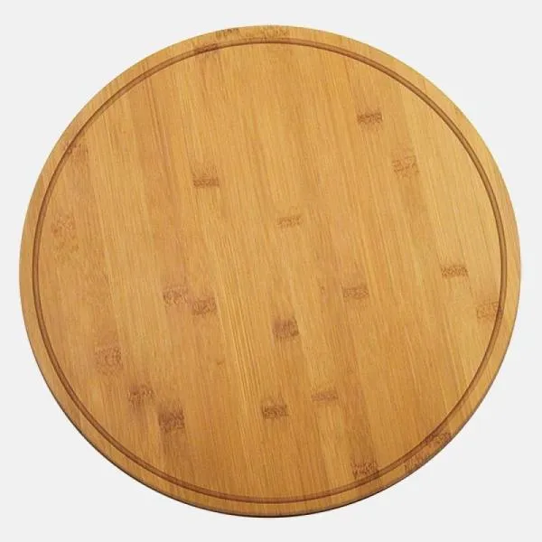 Conjunto para Pizza em Bambu/Madeira/Inox. Acompanha tábua e espátula em Bambu; quatro facas de mesa e quatro garfos de mesa; cortador de Pizza em Madeira/Inox. Embalagem ideal para presentear.