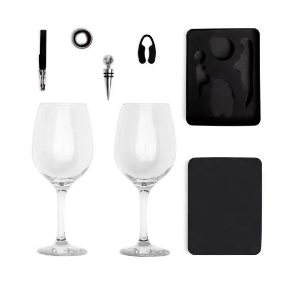 Kit composto por conjunto para vinho composto por 4 peças em Inox, sendo elas um abridor saca-rolhas, tampão para garrafa, anel salva gotas e corta lacres. Acompanha também por duas taças para vinho em vidro.