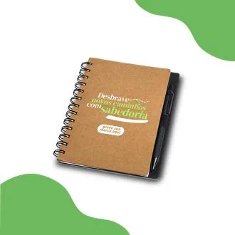 CADERNO ESPIRAL COM CAPA DURA E CANETA RECICLADOS