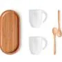 Kit para café/chá. Composto por bandeja oval e duas colheres de 18 cm em bambu; duas canecas em cerâmica branca com 350 ml cada uma.