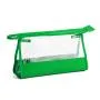 Necessaire na cor verde transparente confeccionada em PVC / Nylon 600. Conta com fechamento em zíper e alça. Disponível nas cores preta, azul, vermelha e verde.